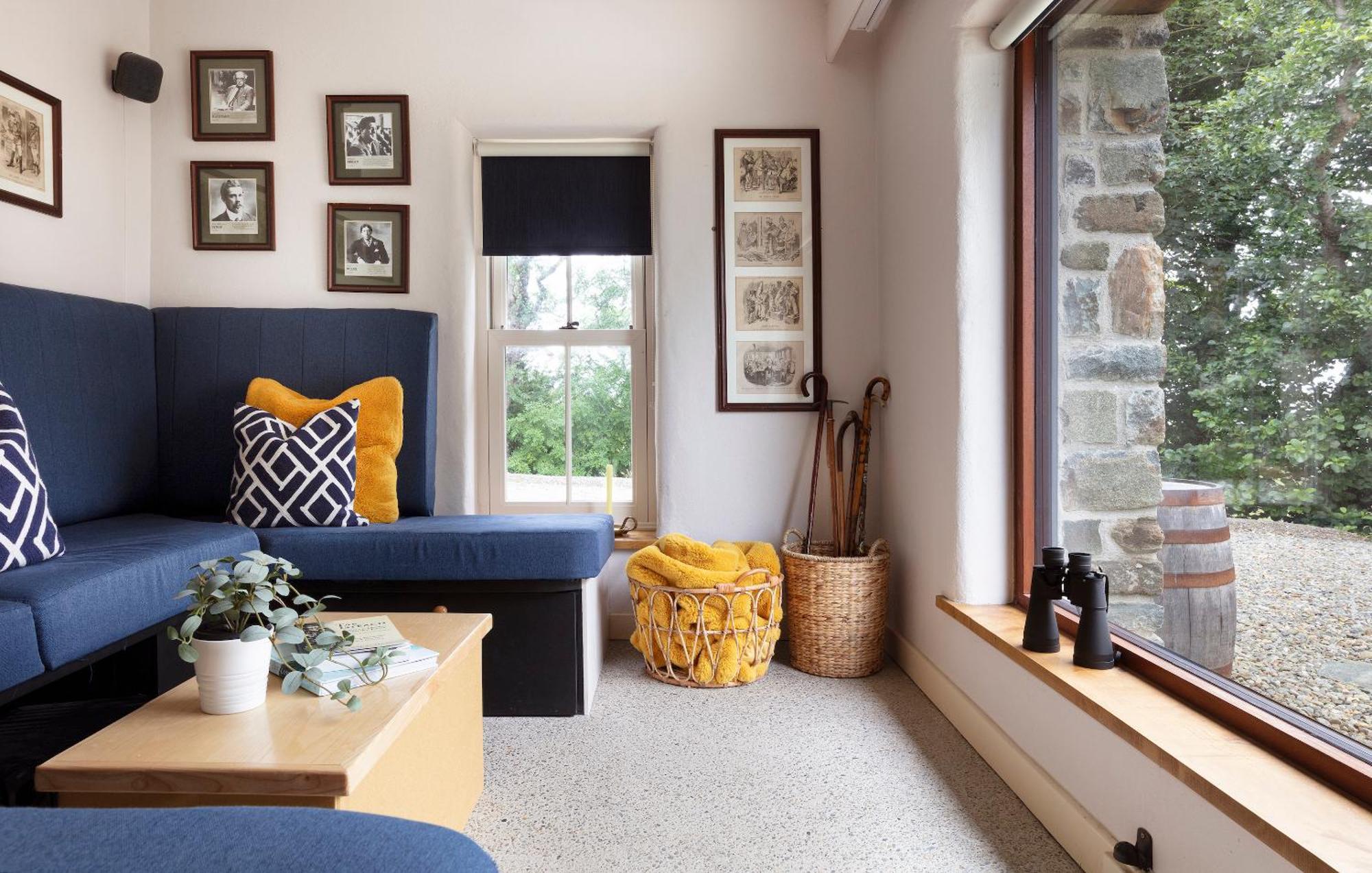 Secluded Thatched Cottage, Near Beaches & Hill Walking Rashenny